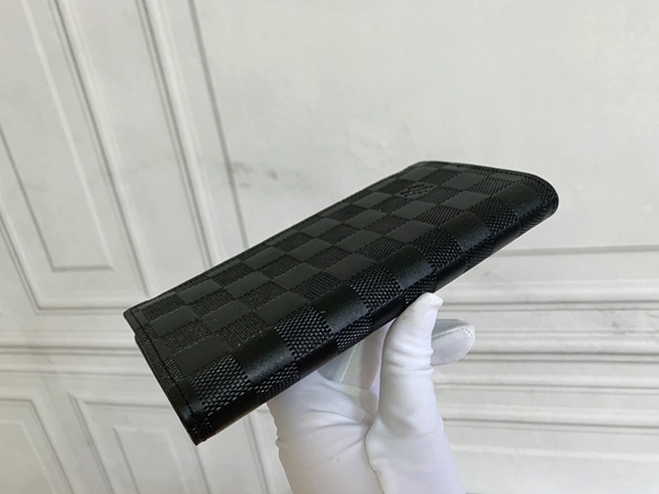 LVコピーウォレット背面デザイン